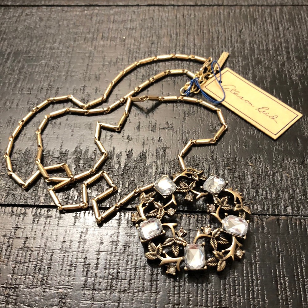 NWT Signed Allison Reed Vintage Look Antiqued Gold Tone Necklace!